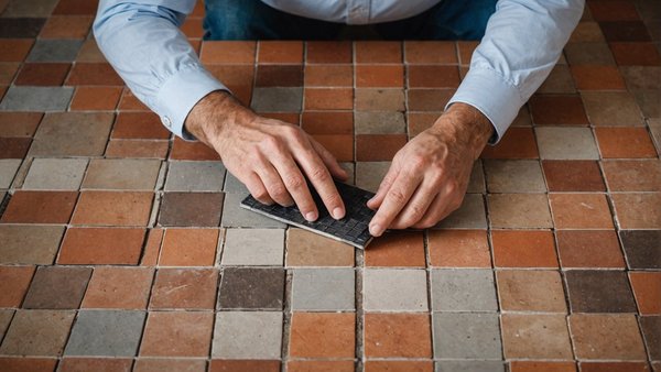 Votre expert carreleur annecy pour des rénovations parfaites